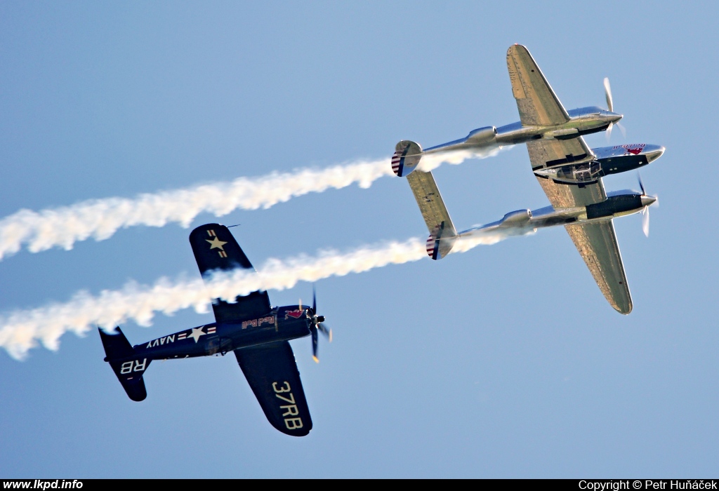 The Flying Bulls – Lockheed P-38L Lightning N25Y