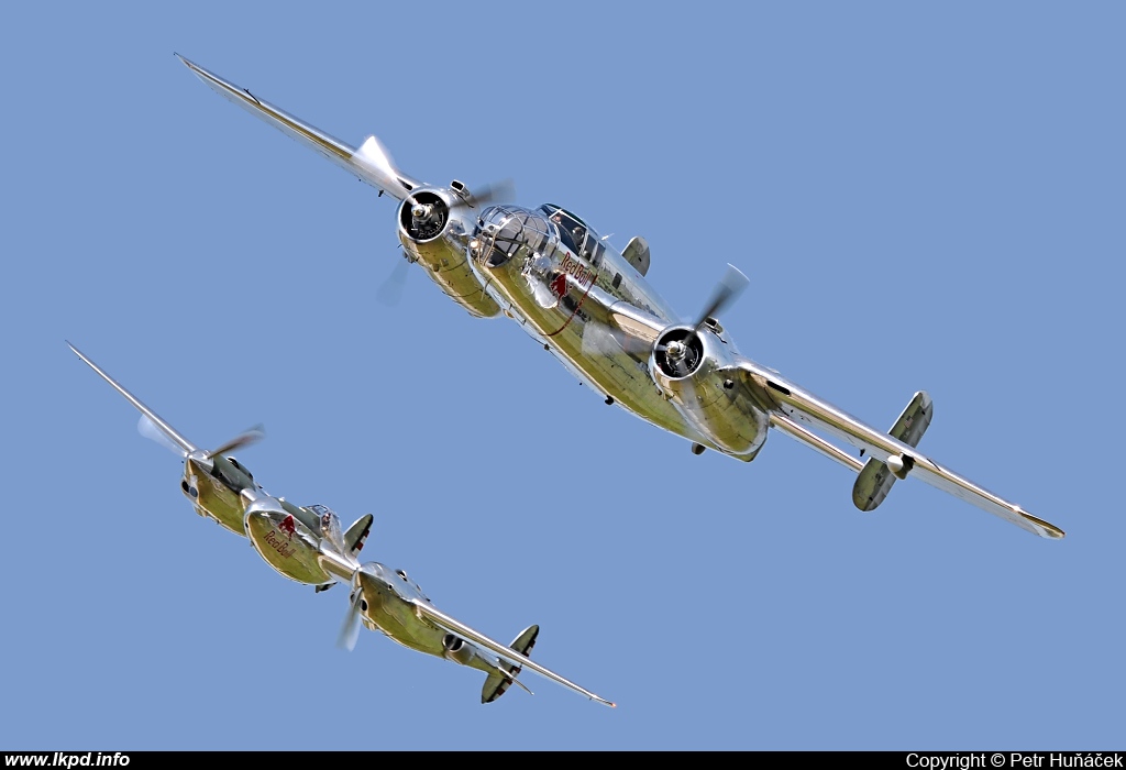 The Flying Bulls – North American B-25J N6123C