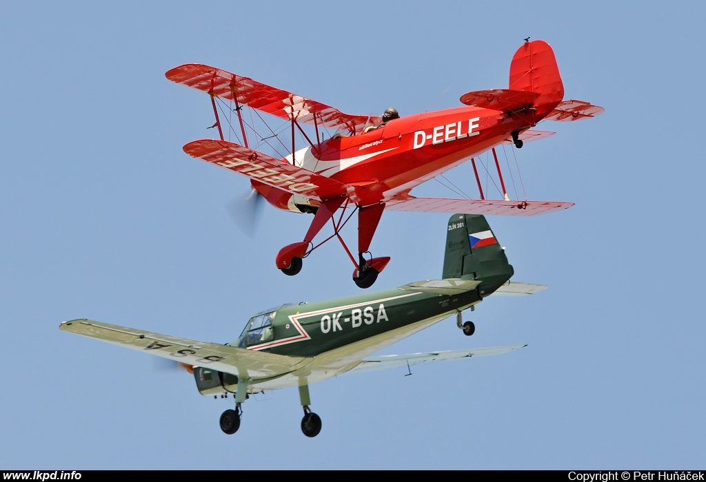 Private/Soukrom – CASA 1-131E Jungmann D-EELE