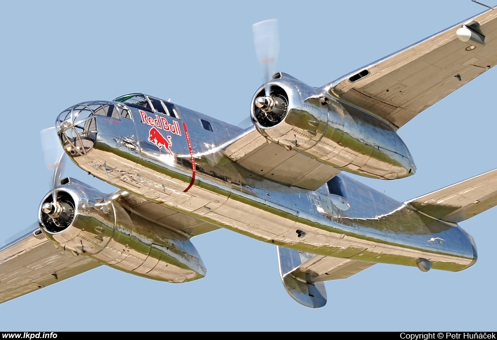 The Flying Bulls – North American B-25J N6123C