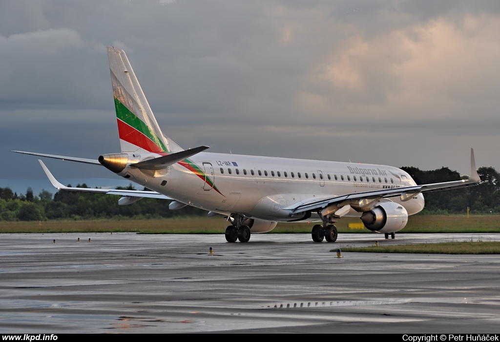 Bulgaria Air – Embraer ERJ-190-100IGW 190AR LZ-VAR