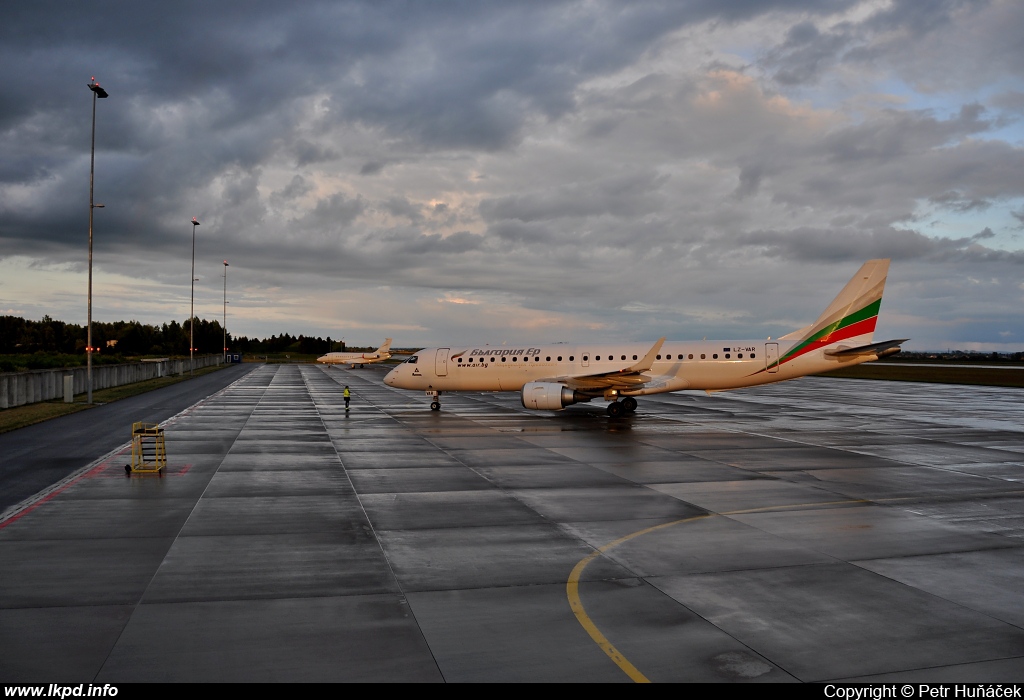 Bulgaria Air – Embraer ERJ-190-100IGW 190AR LZ-VAR