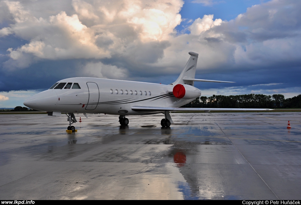 Hangar 8 – Dassault Aviation Falcon 2000EX G-LATE