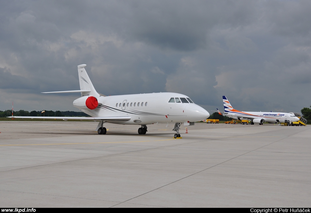 Hangar 8 – Dassault Aviation Falcon 2000EX G-LATE