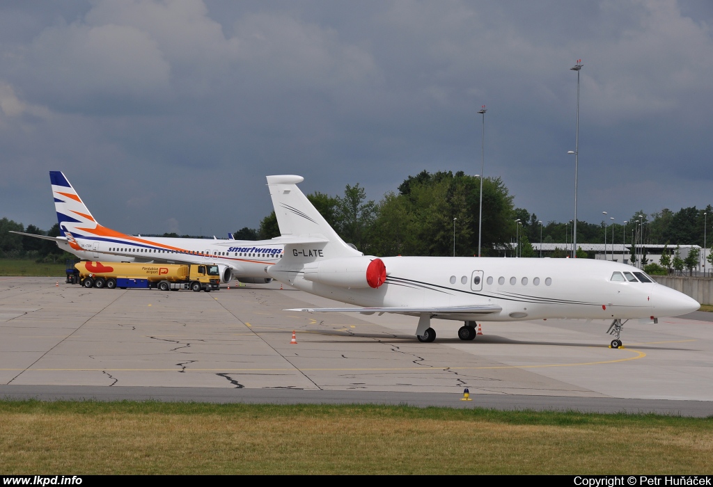 Hangar 8 – Dassault Aviation Falcon 2000EX G-LATE