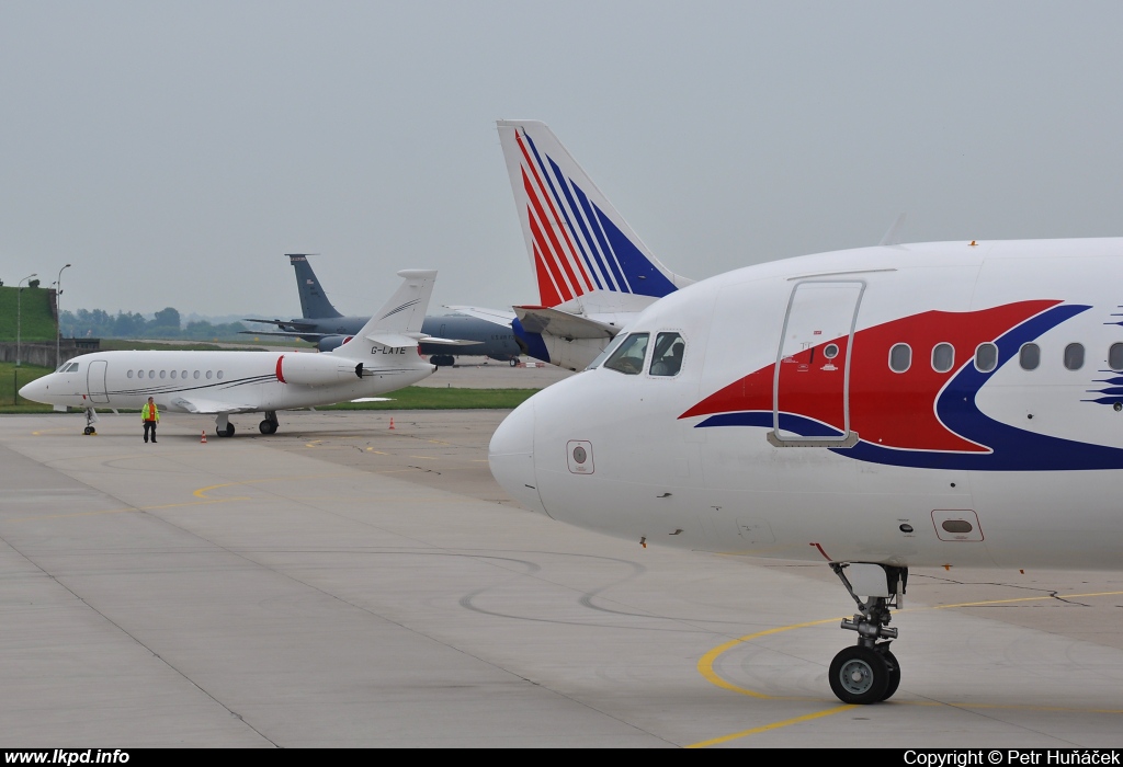 Travel Service – Airbus A320-211 YL-LCD