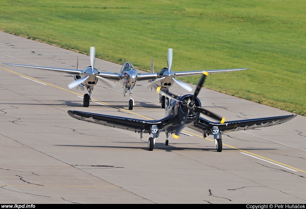 The Flying Bulls – Vought F4U-4 Corsair OE-EAS