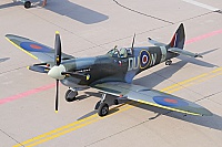 Private/Soukrom – Supermarine 361 Spitfire LF16E G-MXVI