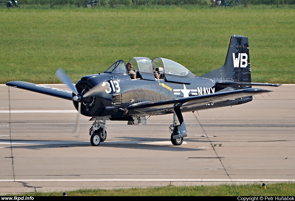 Private/Soukrom – North American T-28D Trojan N313WB