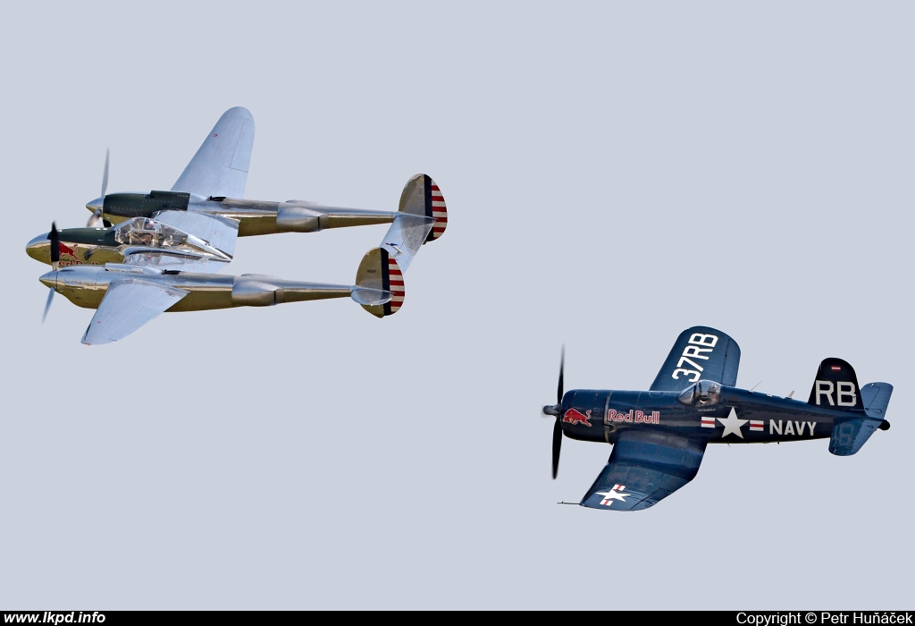 The Flying Bulls – Lockheed P-38L Lightning N25Y