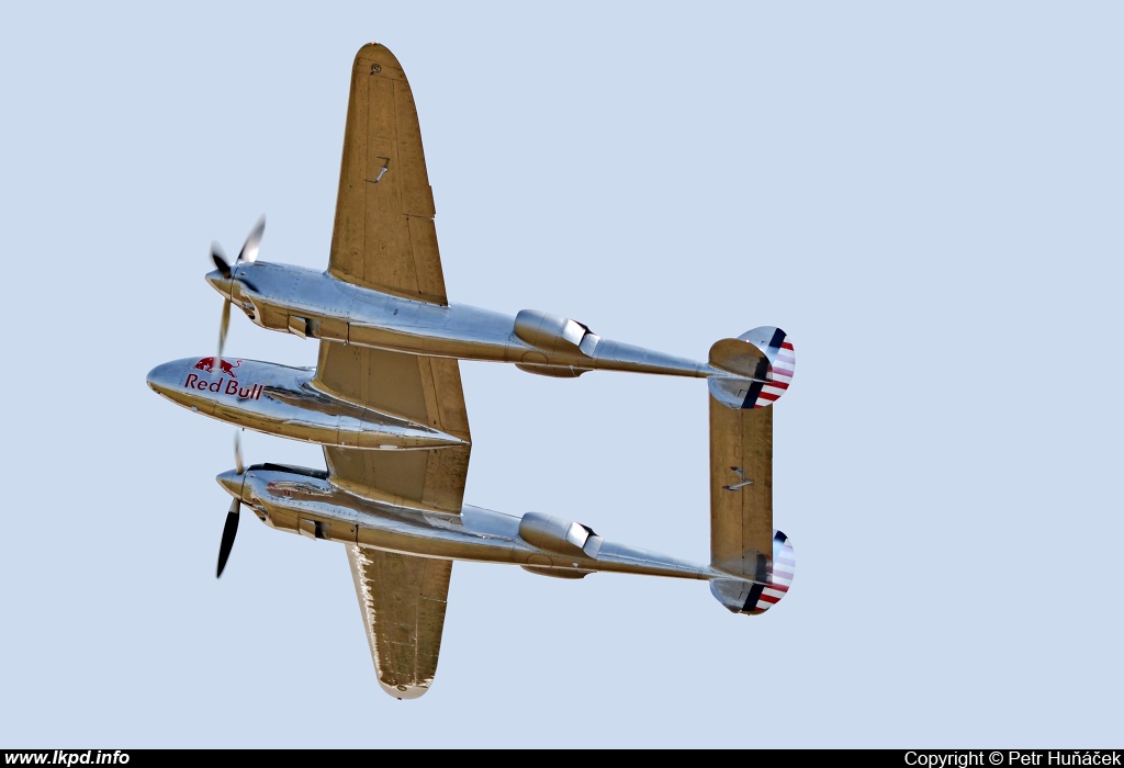 The Flying Bulls – Lockheed P-38L Lightning N25Y