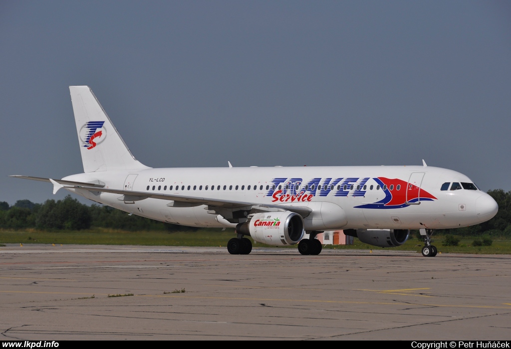 Travel Service – Airbus A320-211 YL-LCD