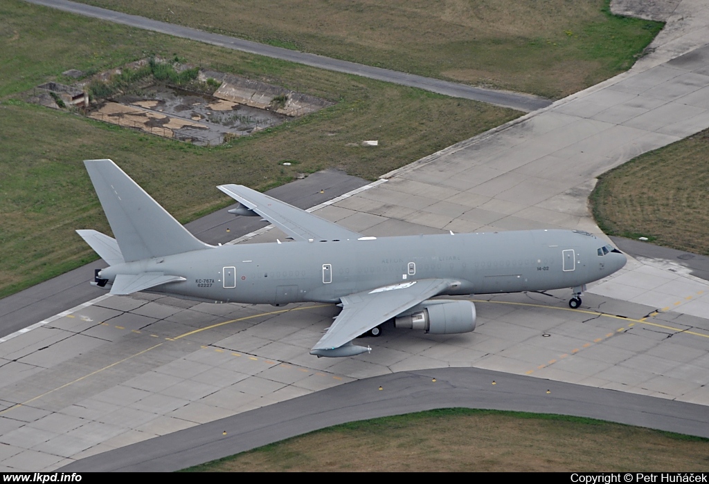 Italy Air Force – Boeing KC-767A (767-2EY/ER) MM62227