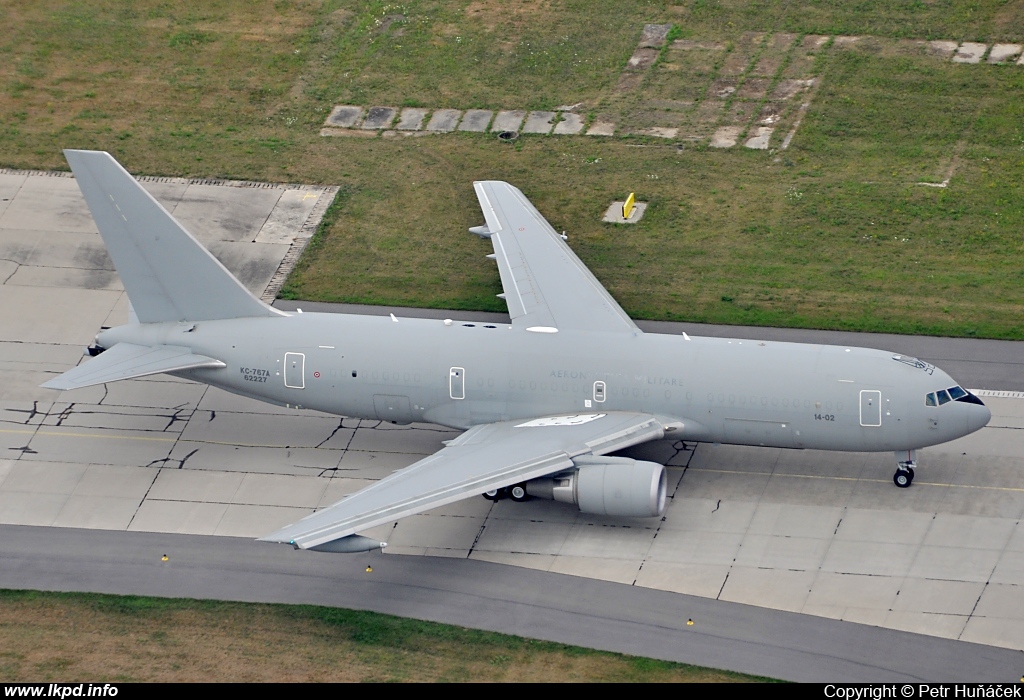 Italy Air Force – Boeing KC-767A (767-2EY/ER) MM62227