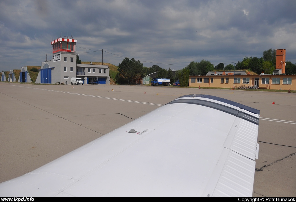 LOM-CLV – Zlin Z-43 OK-WOI