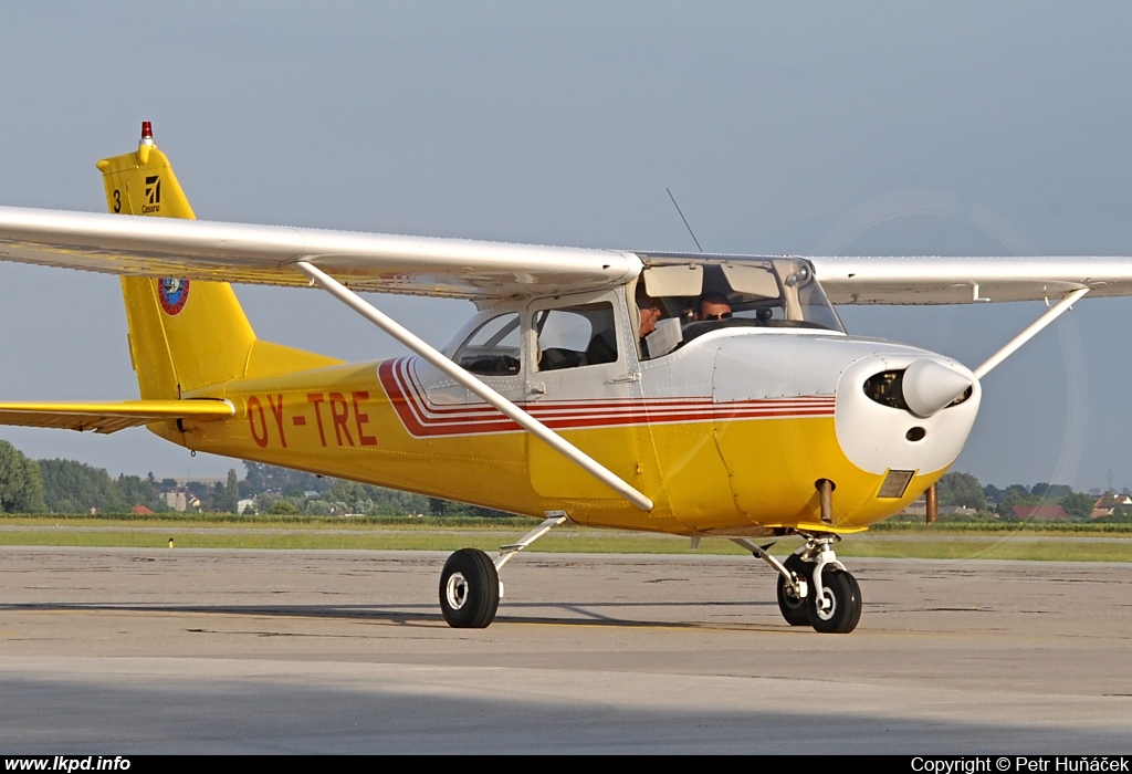 Private/Soukrom – Cessna F172E OY-TRE