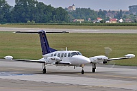 Heli-Flight – Piper PA-42-720/IIIA D-IOSB