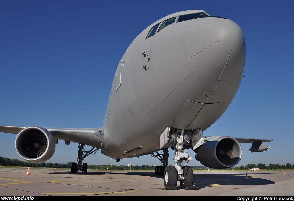 Italy Air Force – Boeing KC-767A (767-2EY/ER) MM62227