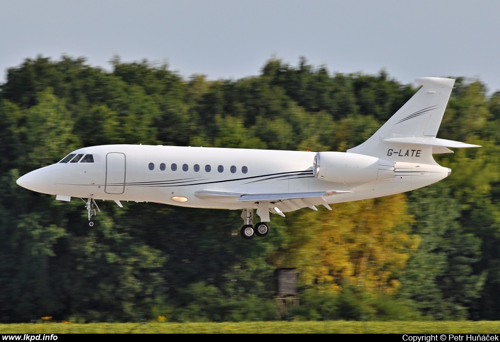 Hangar 8 – Dassault Aviation Falcon 2000EX G-LATE