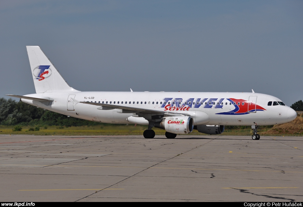 Travel Service – Airbus A320-211 YL-LCD