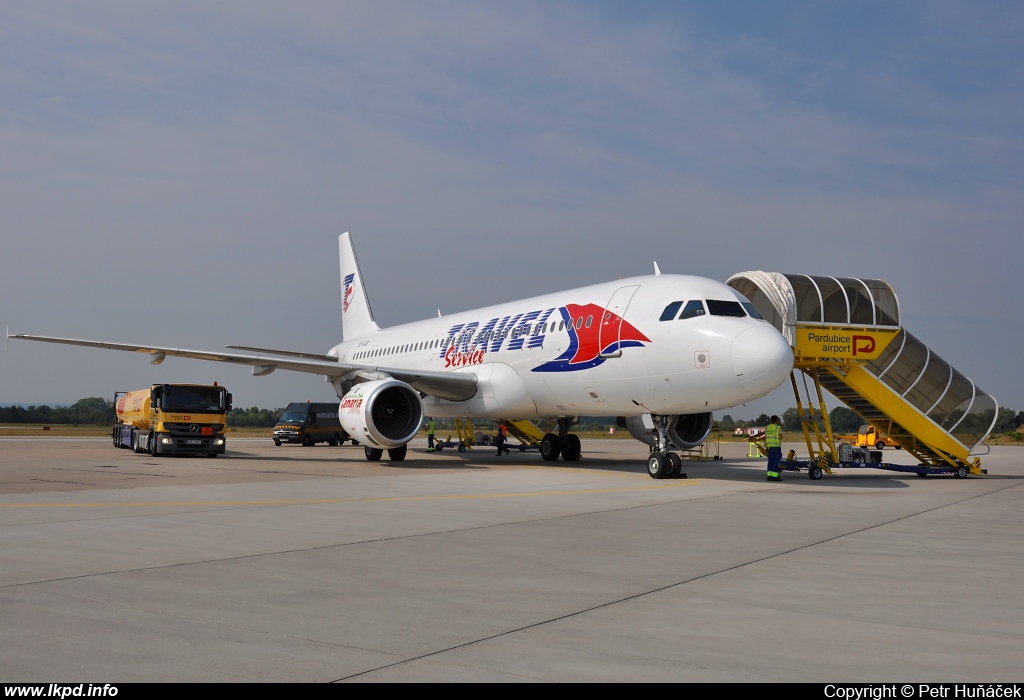 Travel Service – Airbus A320-211 YL-LCD