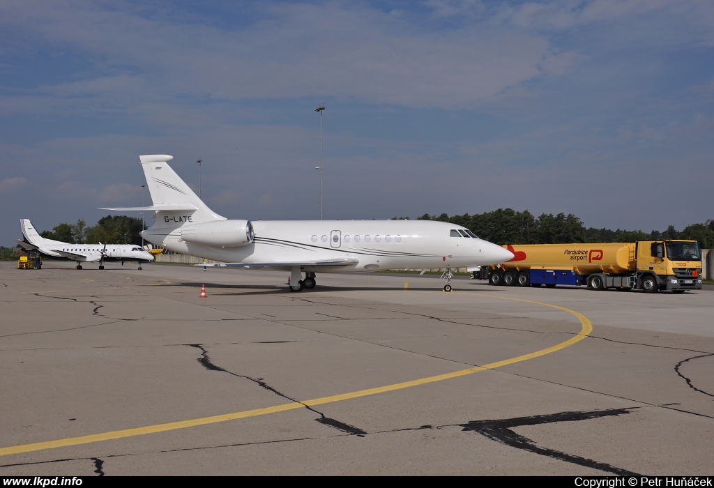 Hangar 8 – Dassault Aviation Falcon 2000EX G-LATE