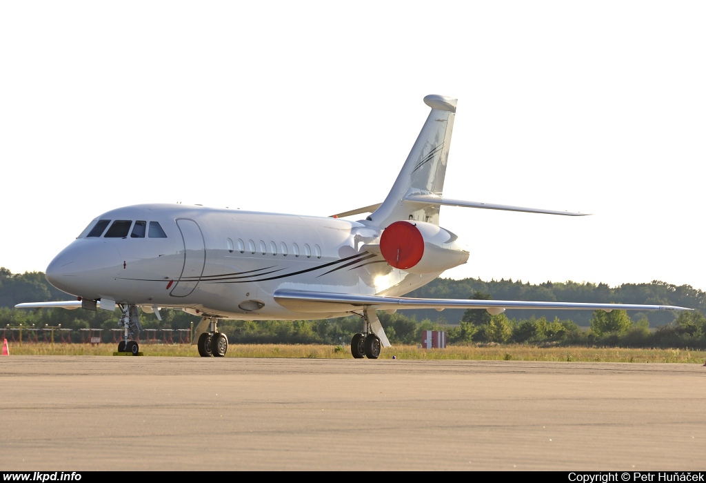 Hangar 8 – Dassault Aviation Falcon 2000EX G-LATE