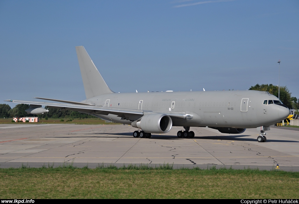 Italy Air Force – Boeing KC-767A (767-2EY/ER) MM62227