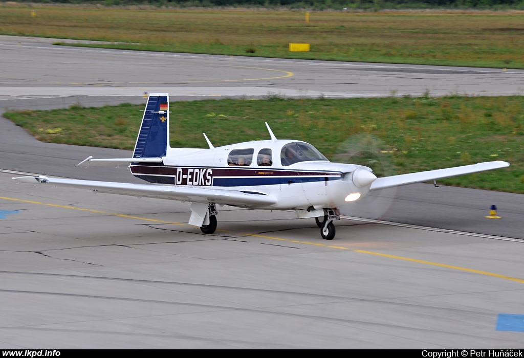 Private/Soukrom – Mooney M-20K 252TSE D-EDKS