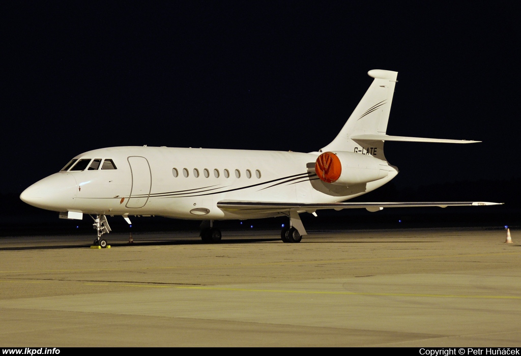 Hangar 8 – Dassault Aviation Falcon 2000EX G-LATE