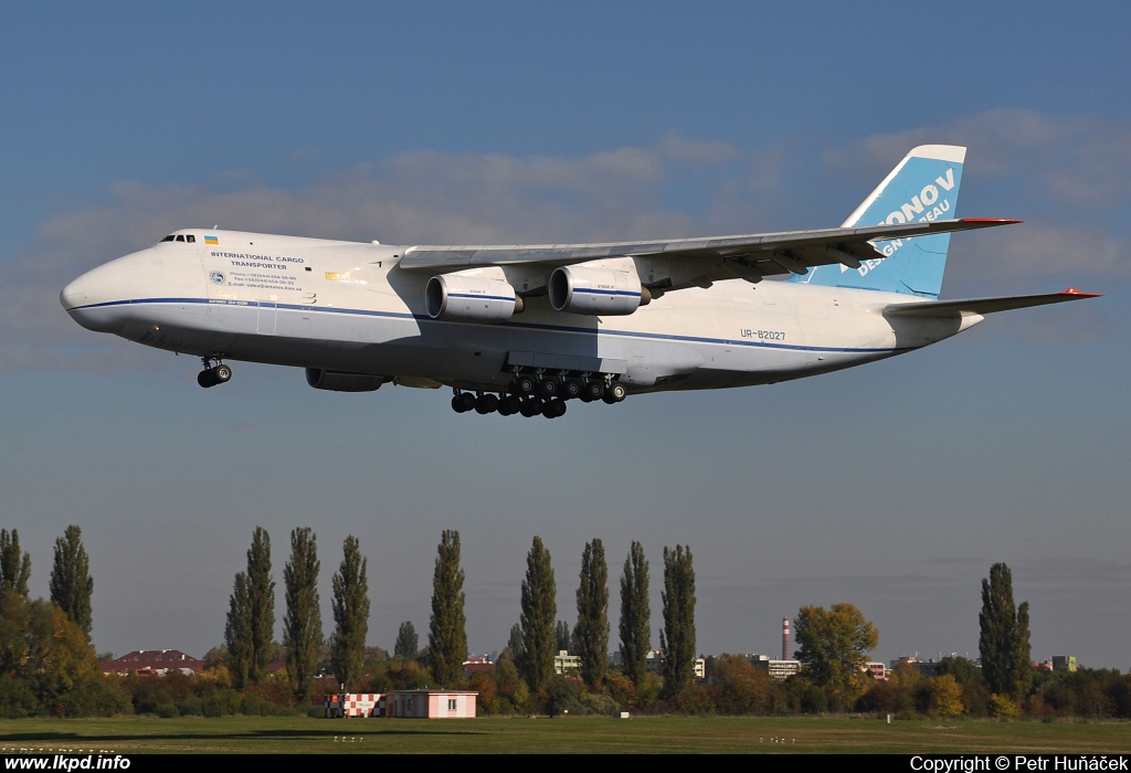 Antonov Design Bureau – Antonov AN-124-100 UR-82027