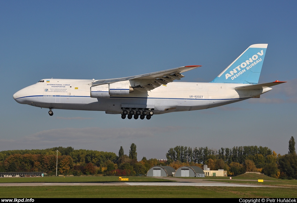 Antonov Design Bureau – Antonov AN-124-100 UR-82027