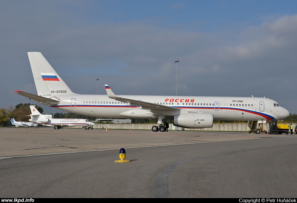 Rossia – Tupolev TU-214 RA-64506