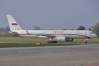 Rossia – Tupolev TU-214 RA-64506