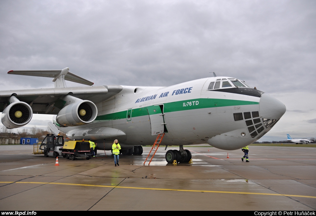 Algeria Air Force – Iljuin IL-76TD 7T-WIE