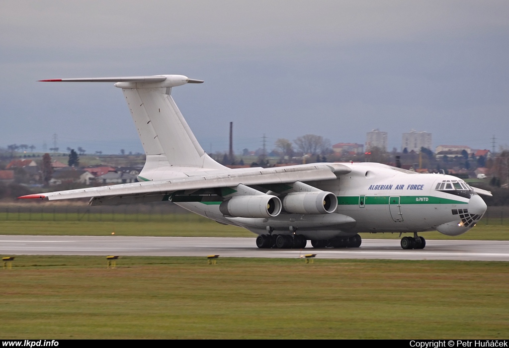 Algeria Air Force – Iljuin IL-76TD 7T-WIE