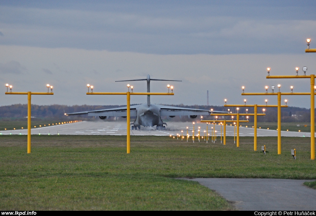 USAF – McDonnell Douglas C-17A Globemaster 99-0058