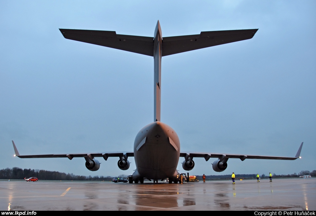 UK Air Force - RAF – McDonnell Douglas C-17A Globemaster ZZ175