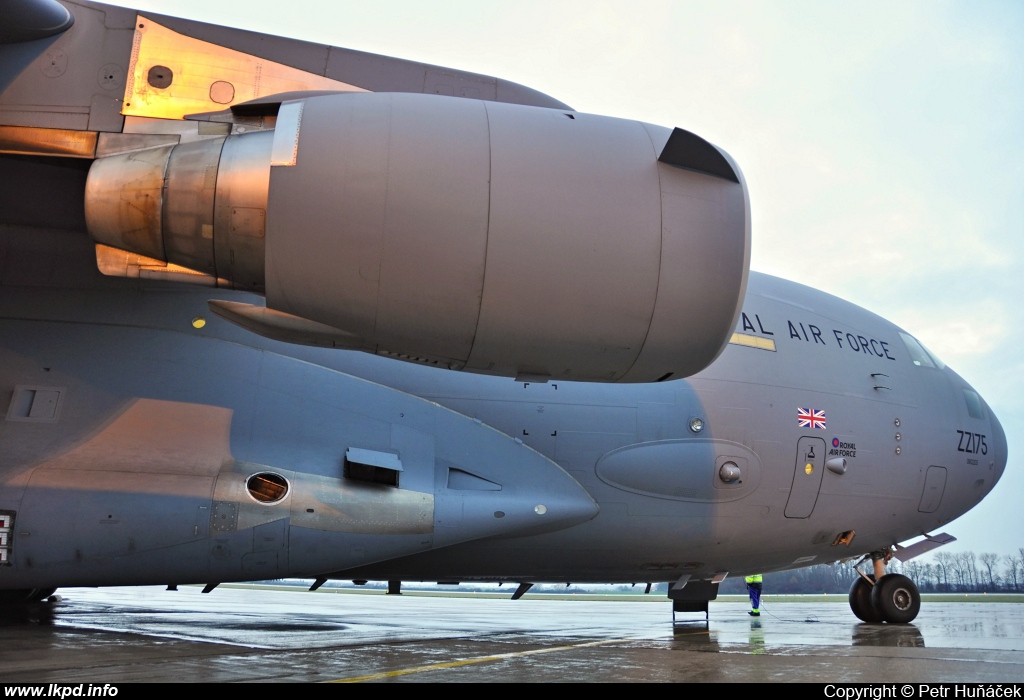 UK Air Force - RAF – McDonnell Douglas C-17A Globemaster ZZ175