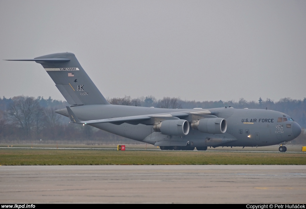 USAF – McDonnell Douglas C-17A Globemaster 00-0174