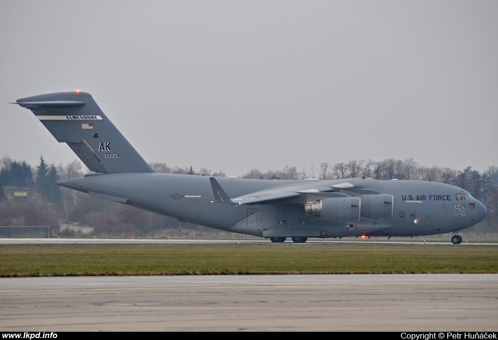 USAF – McDonnell Douglas C-17A Globemaster 00-0174