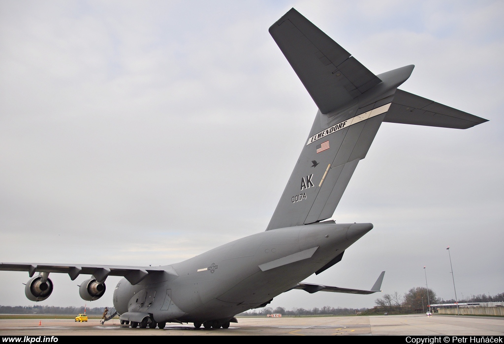 USAF – McDonnell Douglas C-17A Globemaster 00-0174