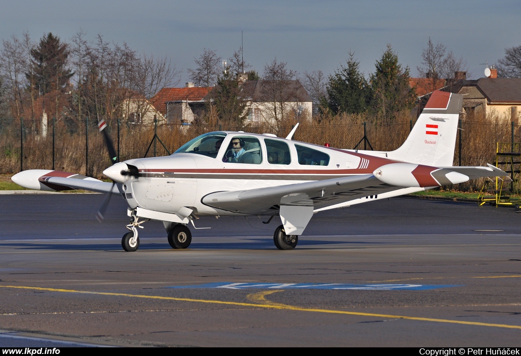 Sonnenhof – Beech F33A OE-DTM