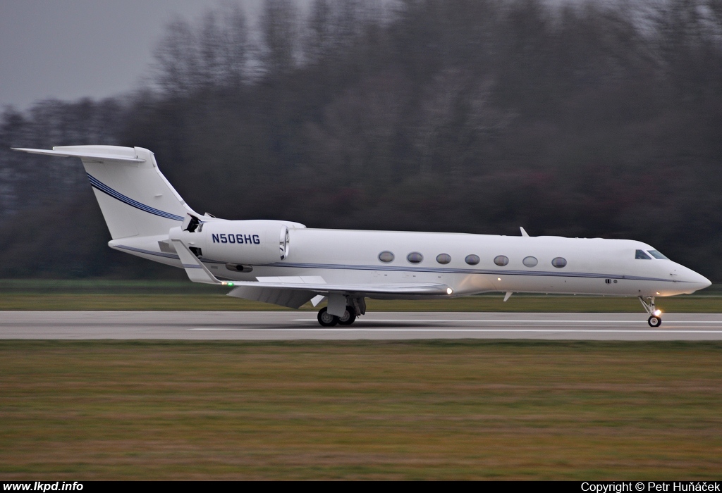 Kimberly&Clark – Gulfstream G-V-SP N506HG