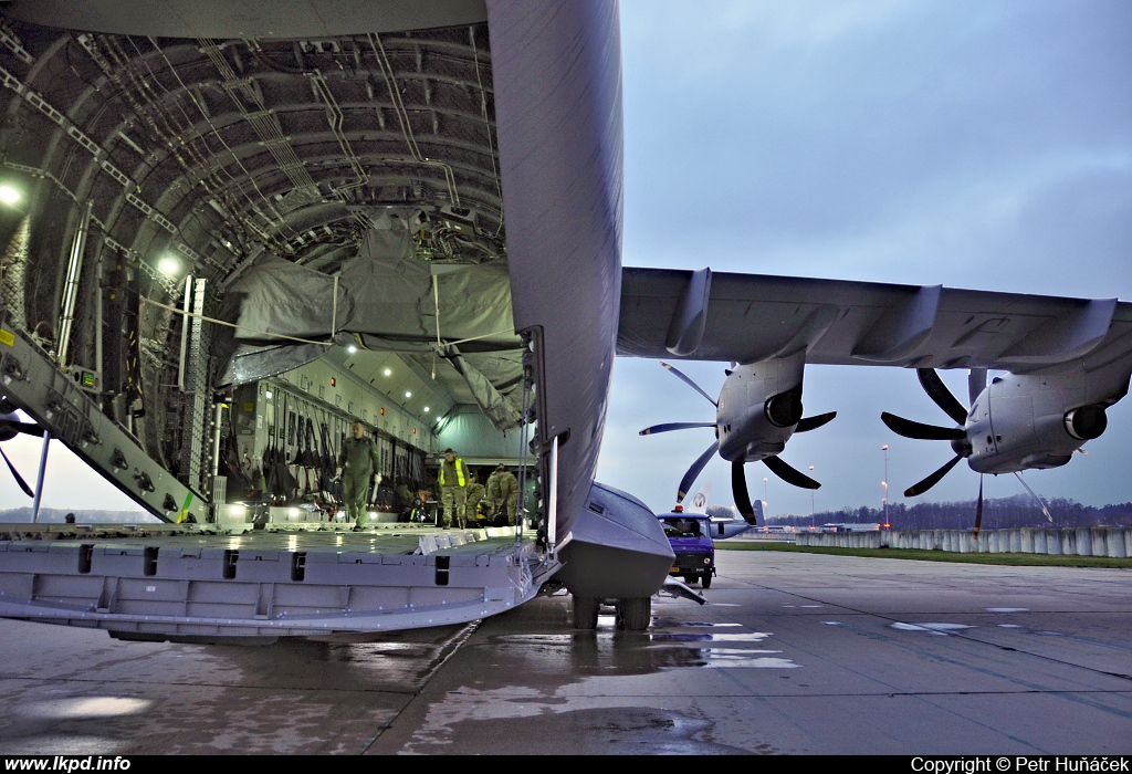 UK Air Force - RAF – Airbus A400M ZM402