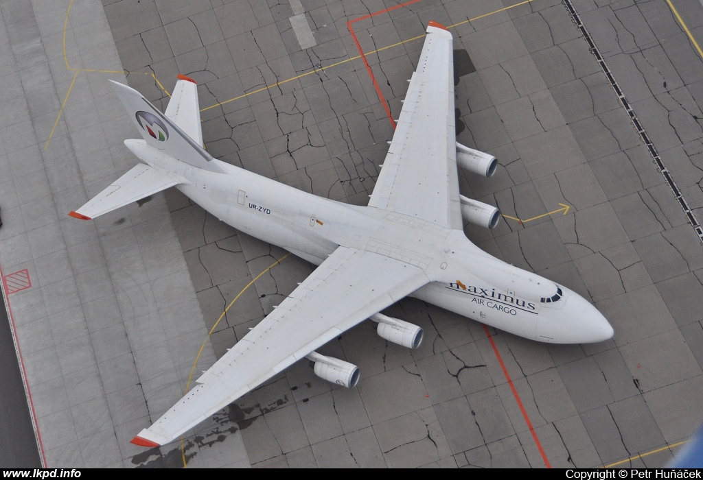 Maximus Air Cargo – Antonov AN-124-100 UR-ZYD