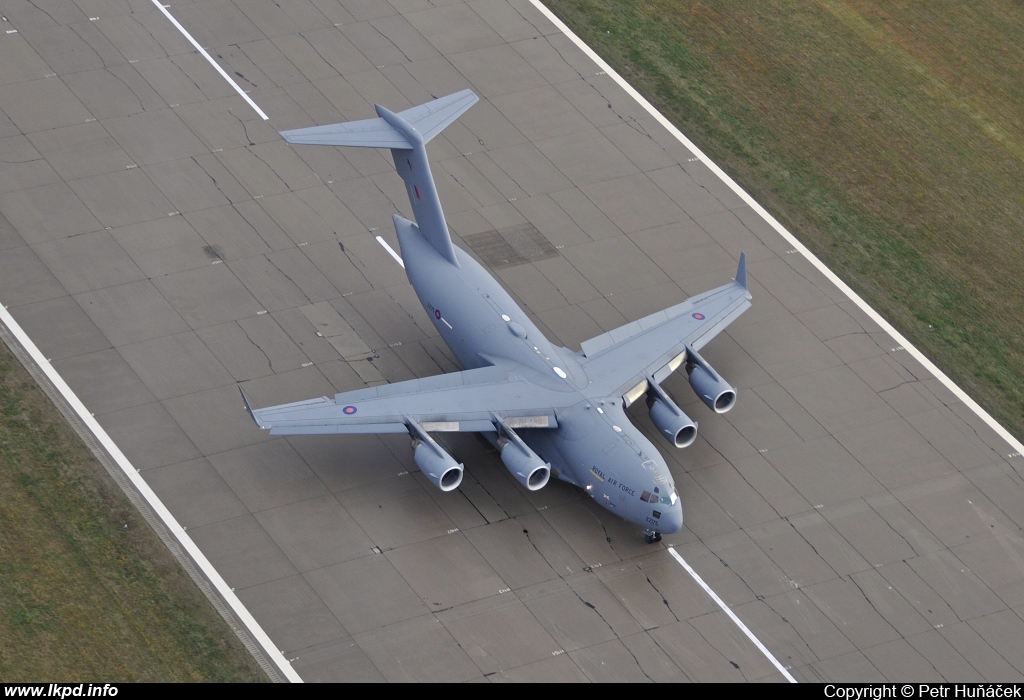 UK Air Force - RAF – McDonnell Douglas C-17A Globemaster ZZ175