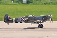 Private/Soukrom – Supermarine 361 Spitfire LF16E G-MXVI