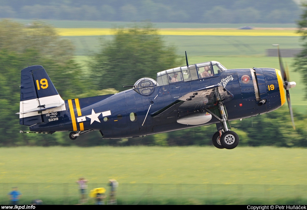 Private/Soukrom – Grumman TBM-3R HB-RDG