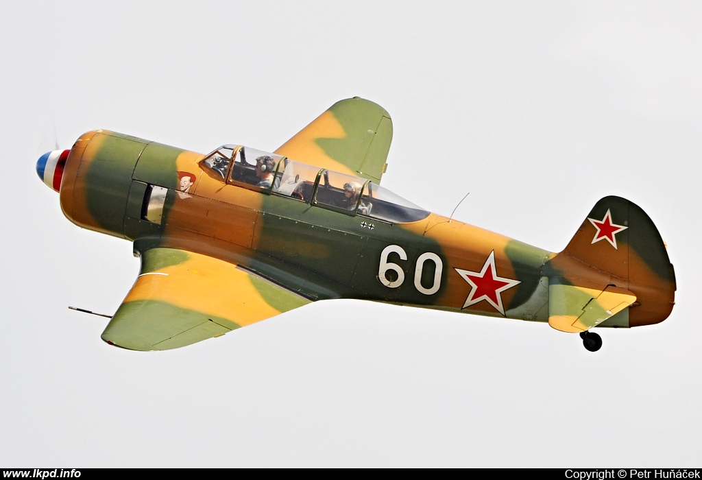 Private/Soukrom – Let C-11 (Yak-11) F-AZJB